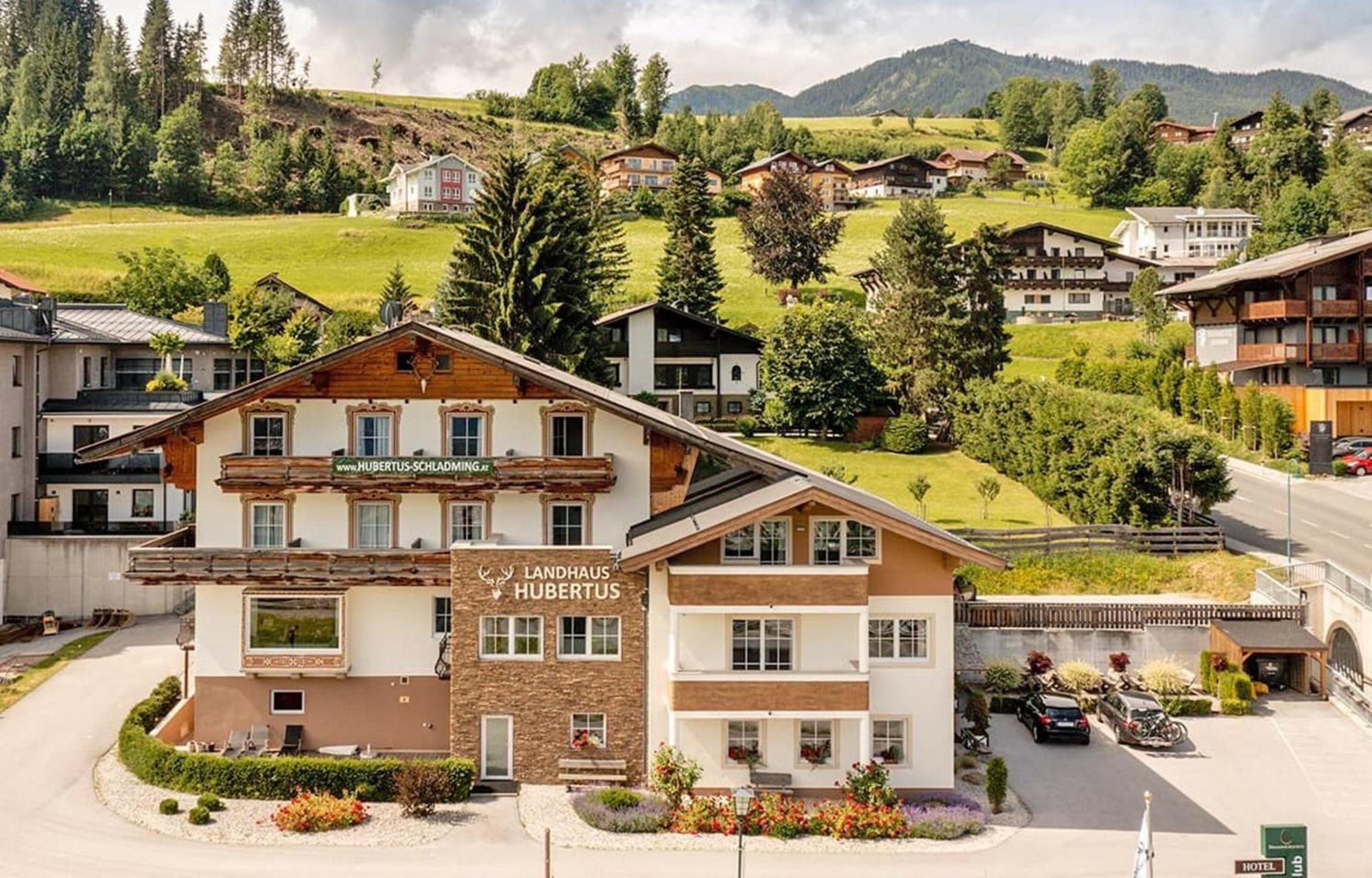 Appartements Landhaus Hubertus Wellness & Breakfast Шладминг Экстерьер фото